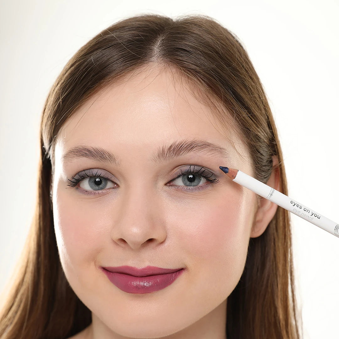 Eyes On You Eye Pencil Whisper
